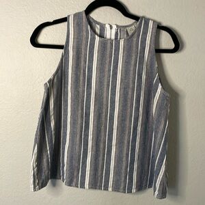 Paper Crane Linen Blend Top Strip Size M